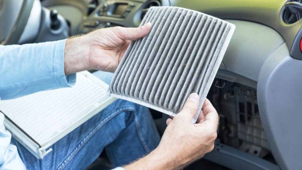Replacing cabin air filter for a car