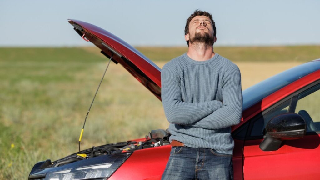 15 Critical Tips to Survive When Your Car Breaks Down in the Middle of ...