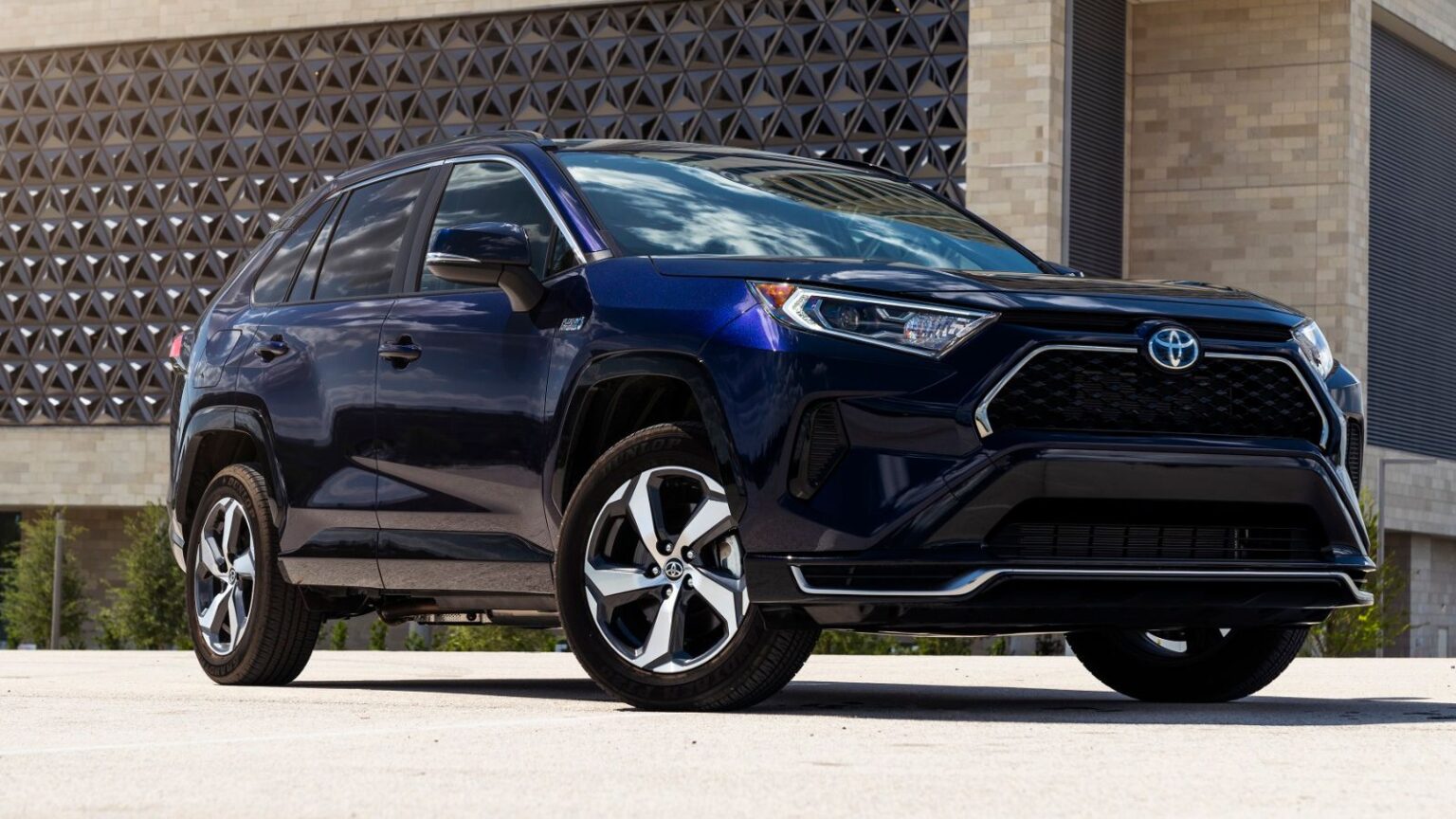 15 Cars with the Best Resale Value You Won???t Regret Buying - Driver's Drift