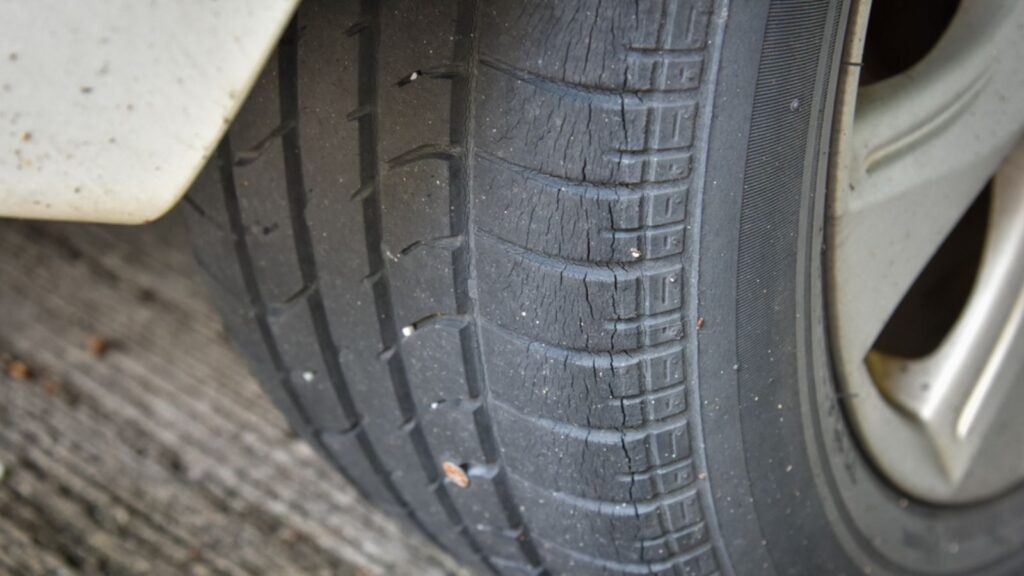 cracks on car tire