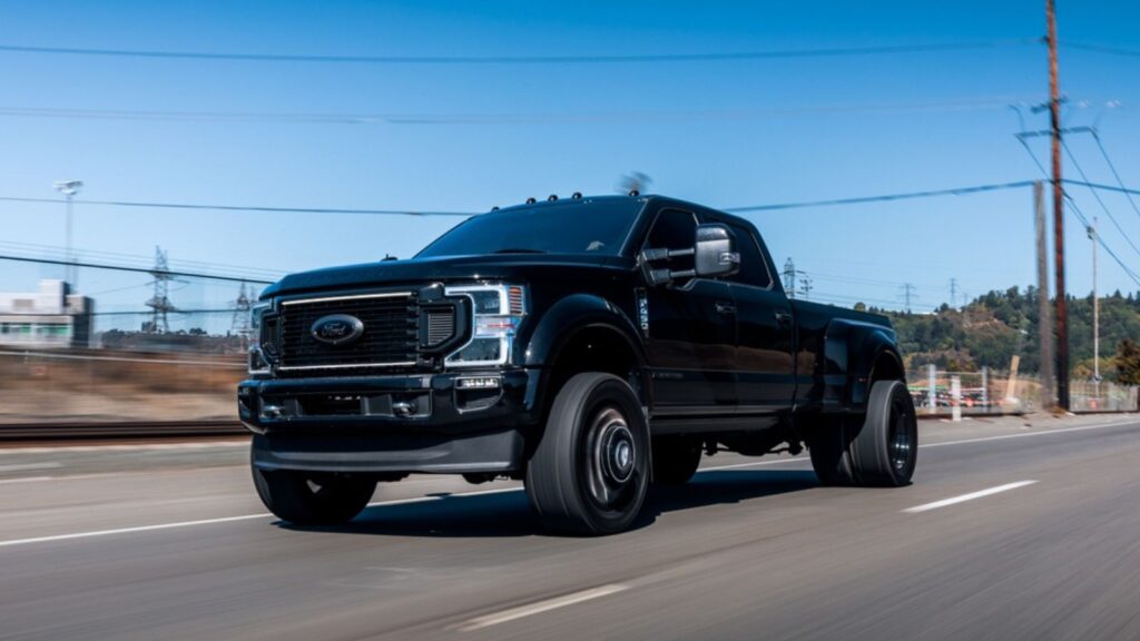 2023 Black Ford F450