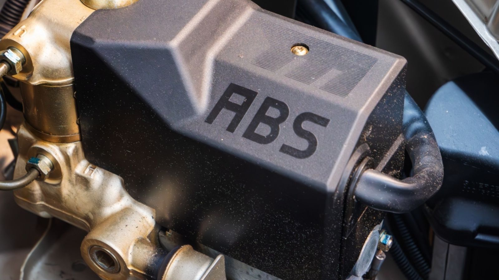 16 Commonly Used Car Terms You Should Know (If You Don't Already ...