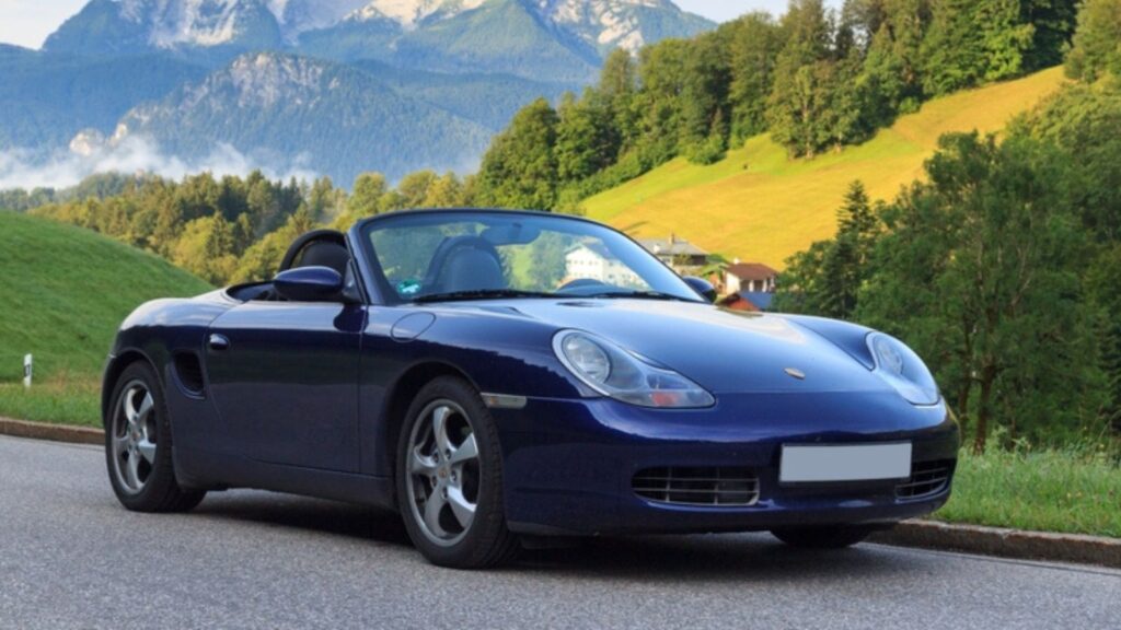 Blue roadster Porsche Boxster 986