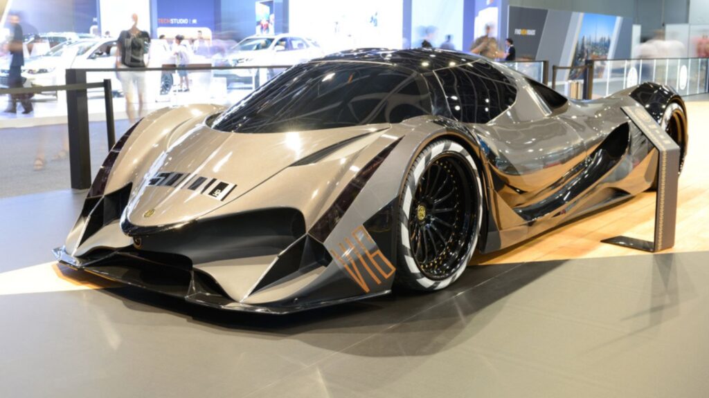The Devel Sixteen supercar is on Dubai Motor Show 2017